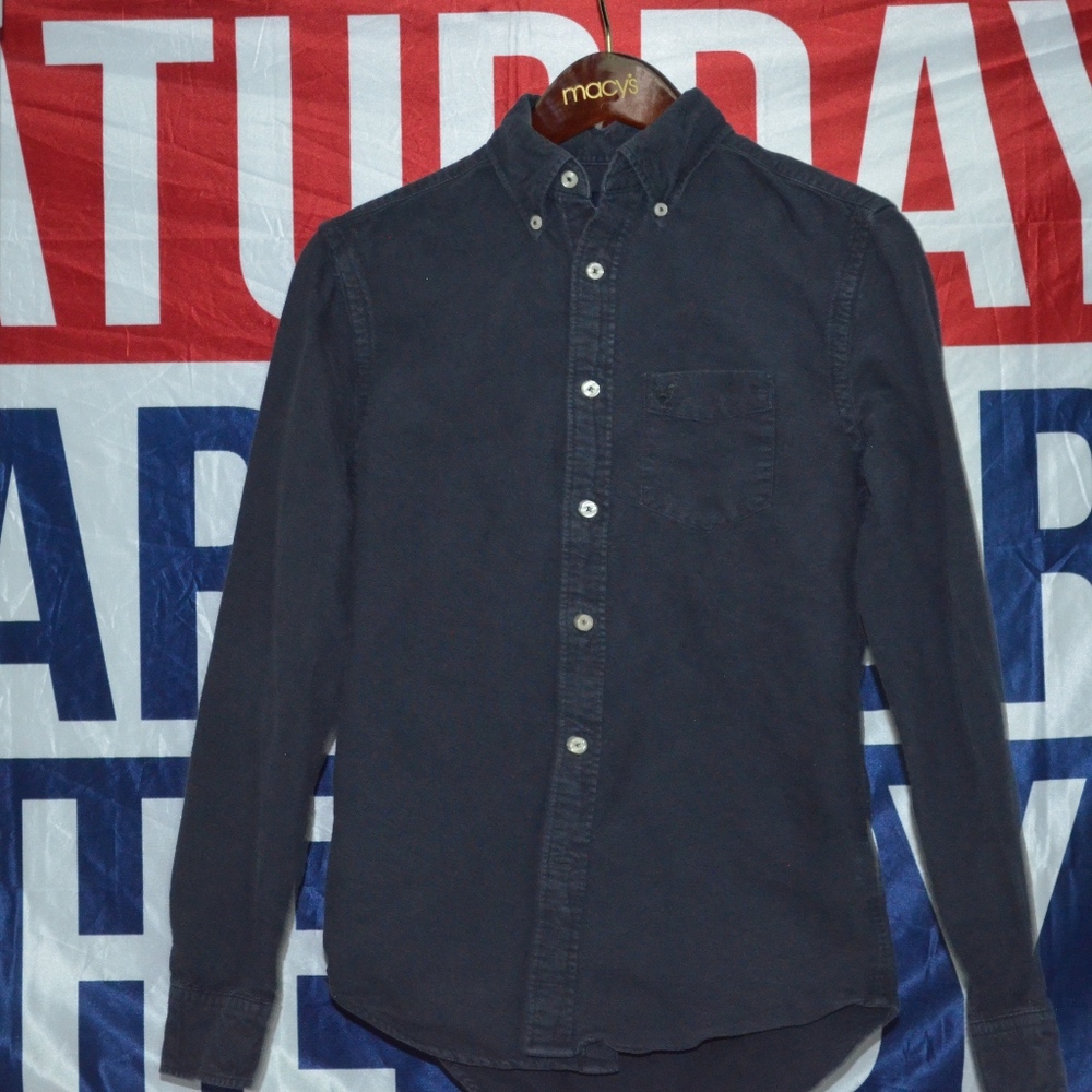American Eagle Solid Button-Up